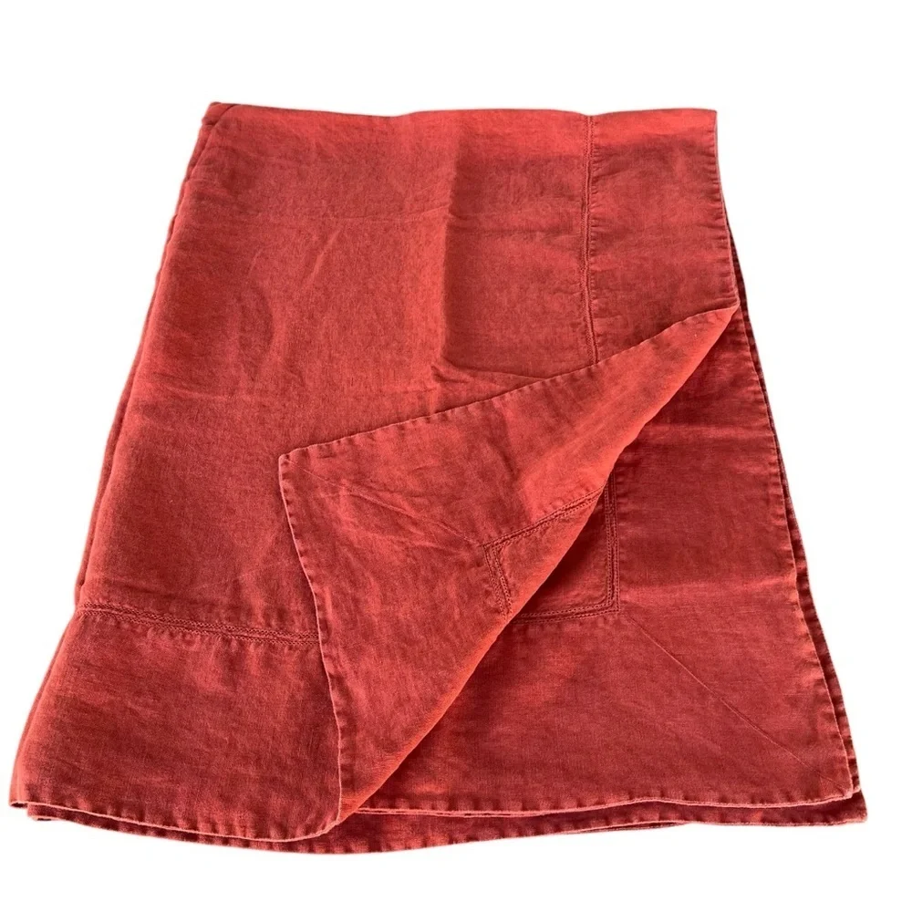 Williams-Sonoma 100% Linen Double Hemstitch Tablecloth Chili 52x70 Hungary GUC